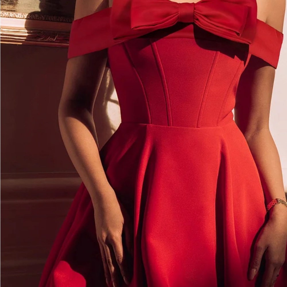 Elegant Red Bow Dress